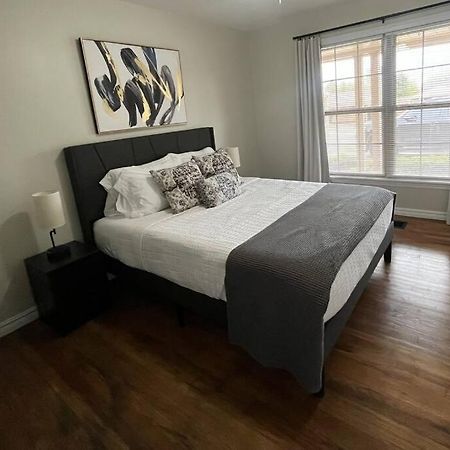 Spacious Lawton Escape With Game Room Near Fort Sill Sleeps 6 Ngoại thất bức ảnh