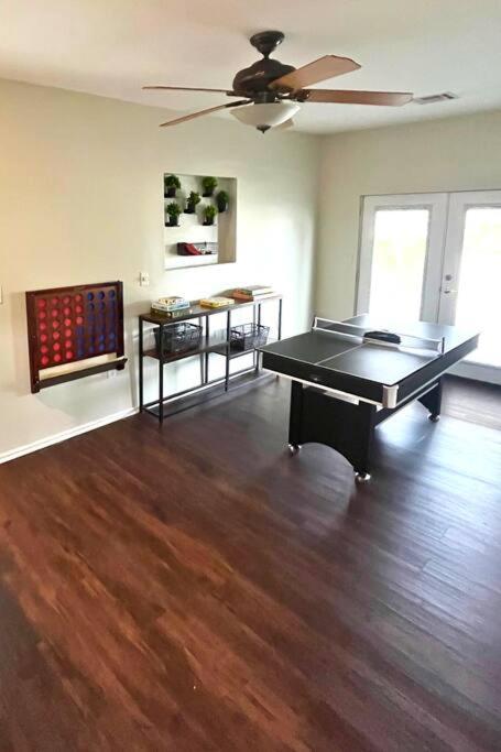 Spacious Lawton Escape With Game Room Near Fort Sill Sleeps 6 Ngoại thất bức ảnh
